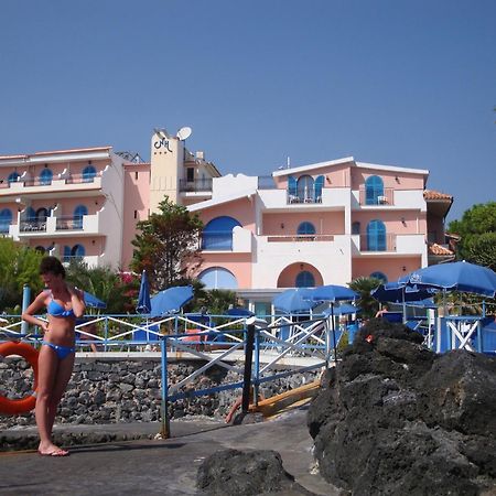 Hotel Nike Giardini Naxos Eksteriør billede