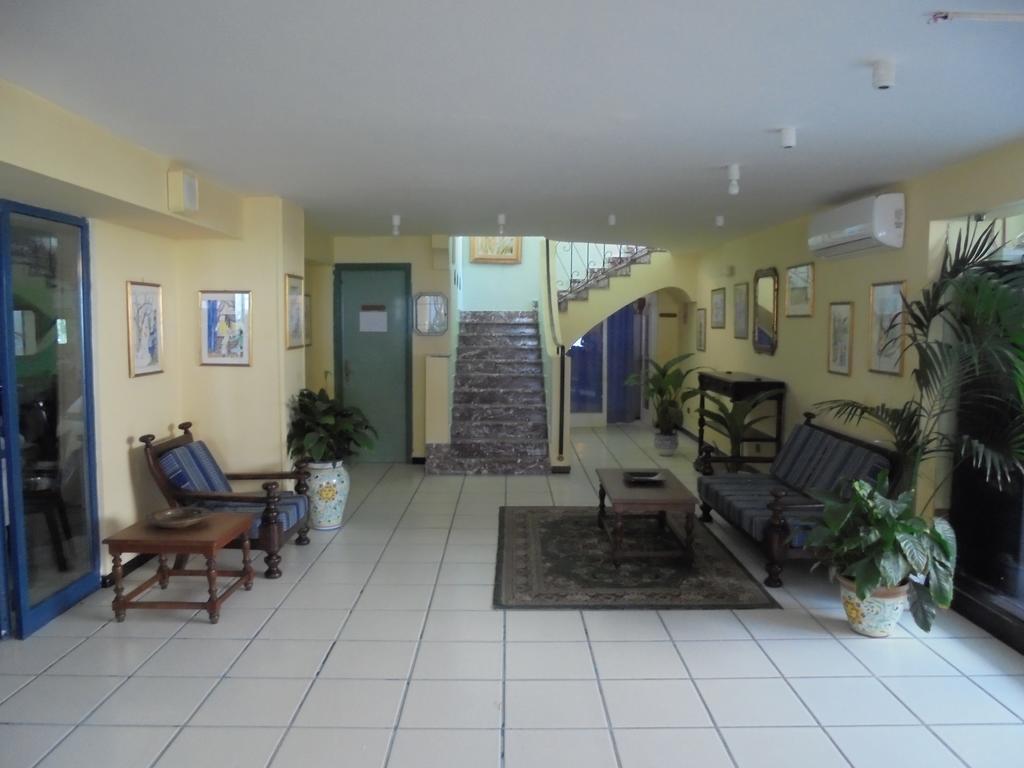 Hotel Nike Giardini Naxos Eksteriør billede