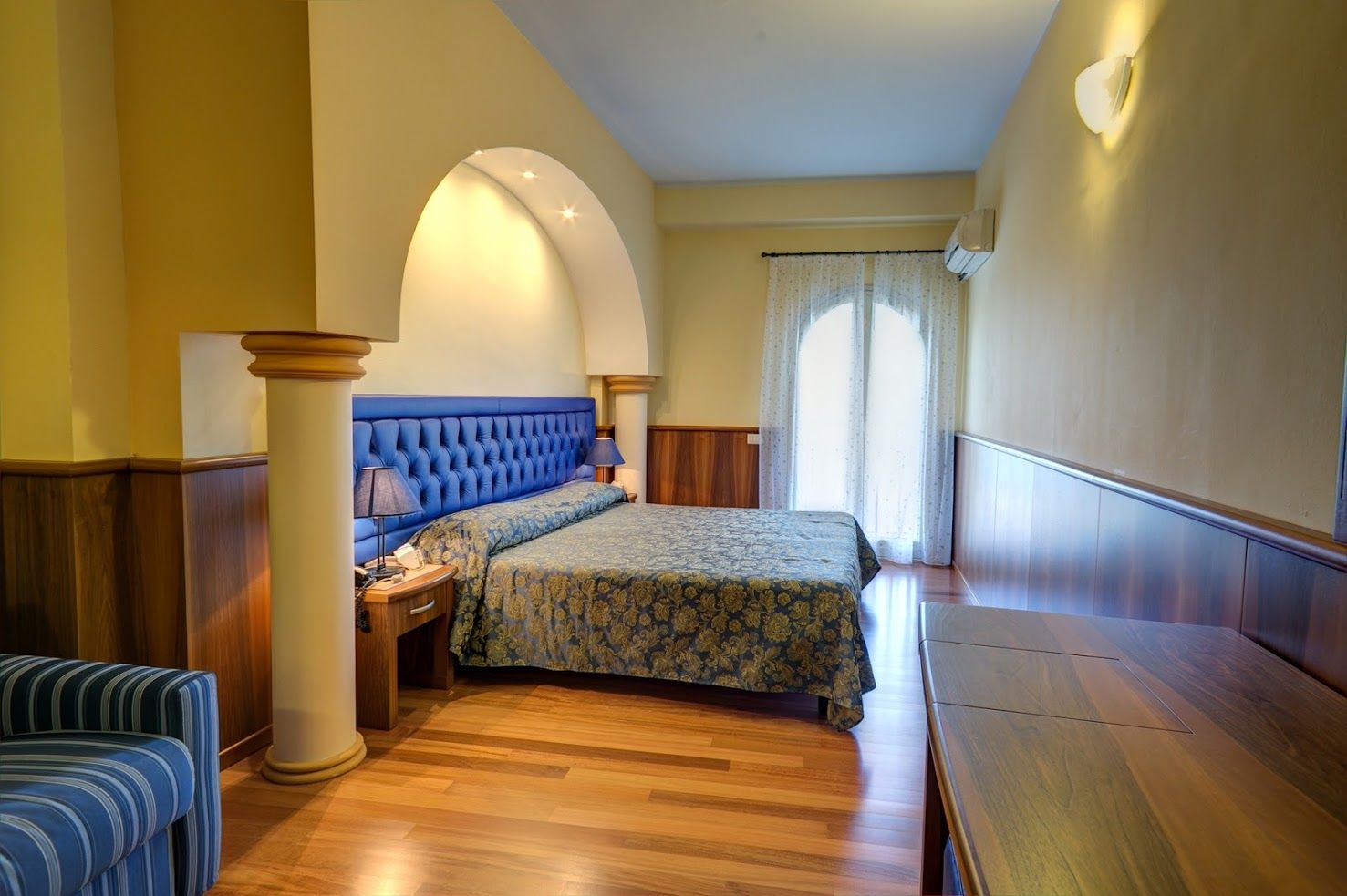Hotel Nike Giardini Naxos Eksteriør billede